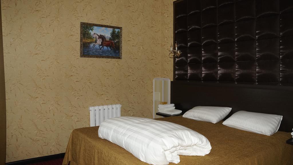 Home Hotel Astana Room photo
